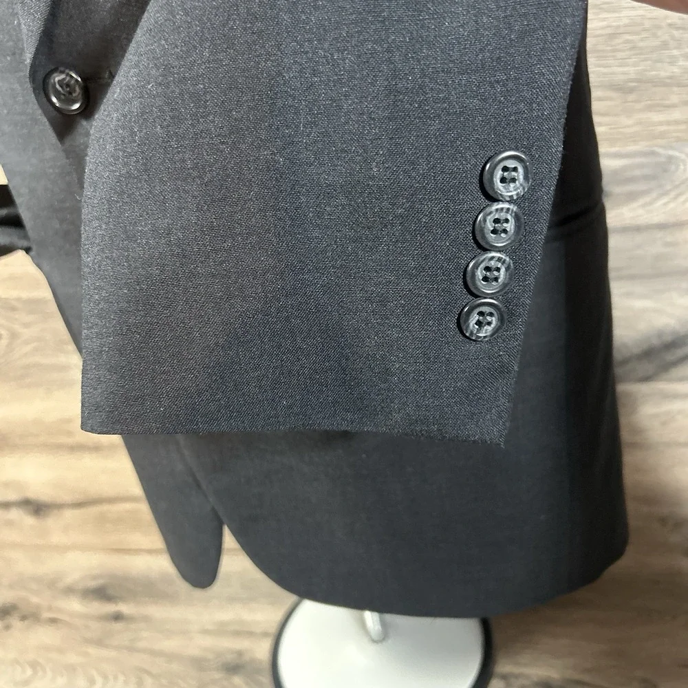 Jos A Bank Men's Charcoal Gray 100% Wool Blazer Suit Jacket Business Express 40S